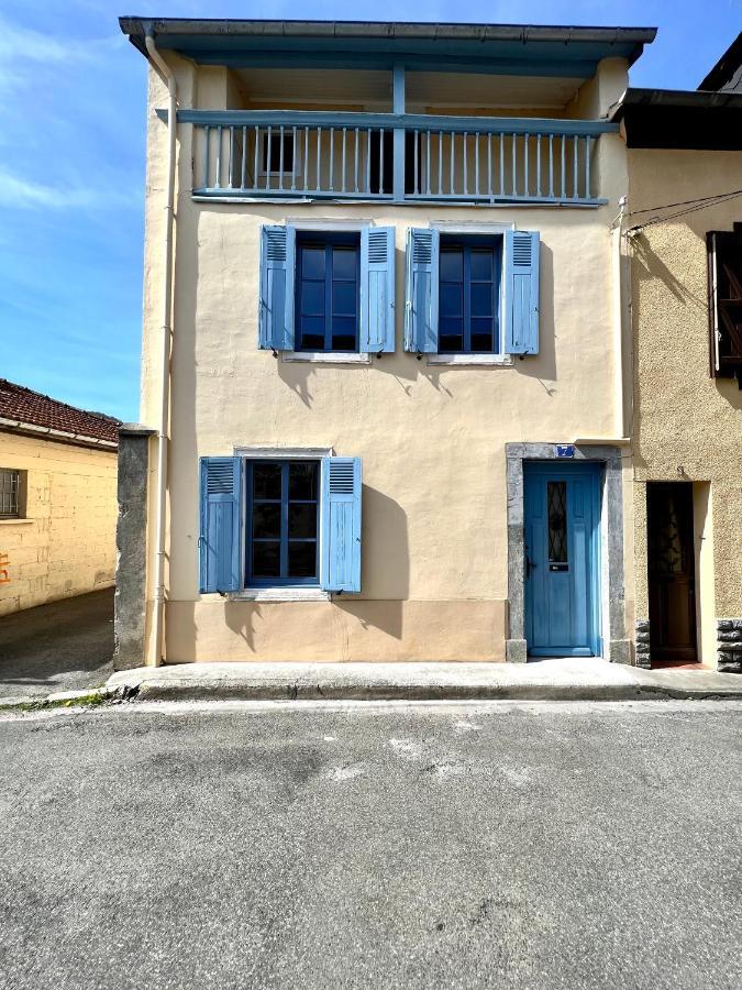 Le Gite Du Bonheur Bagnères-de-Bigorre Exterior foto